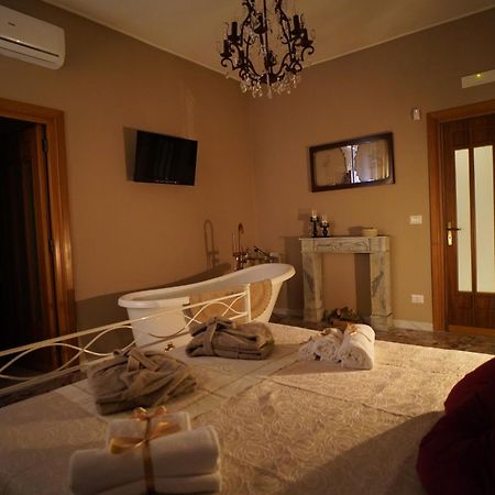Bari Antica Boutique B&B Luaran gambar
