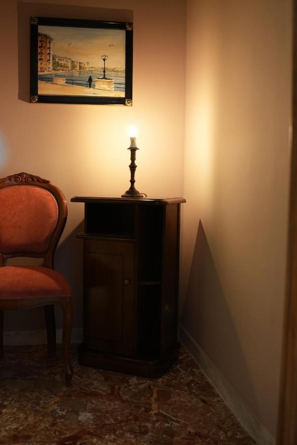 Bari Antica Boutique B&B Luaran gambar
